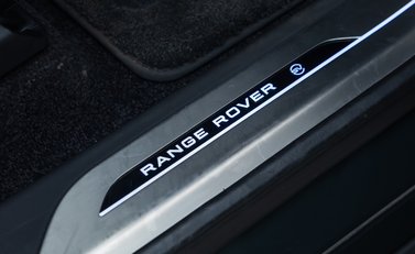 Land Rover Range Rover P530 SV 28