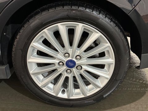 Ford Grand C-Max 1.5 TDCi Titanium Euro 6 (s/s) 5dr 38