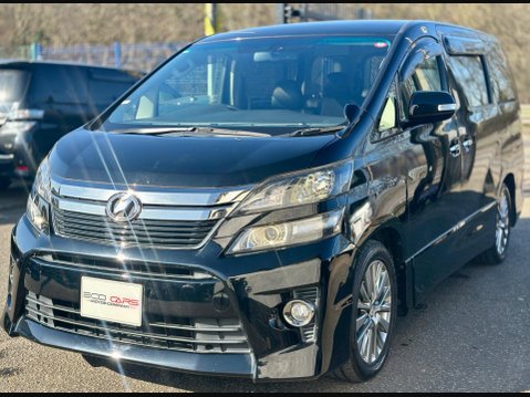 Toyota Vellfire Golden Eyes II Edition 6