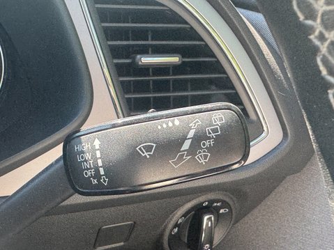 SEAT Leon 1.0 TSI Ecomotive SE Technology Hatchback 5dr Petrol DSG Euro 6 (s/s) (115 15