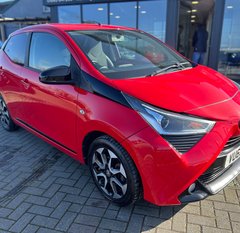 Toyota Aygo VVT-I X-TREND X-SHIFT 5 DOOR AUTO 4