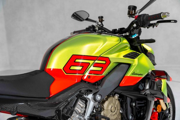 Ducati Streetfighter V4 LAMBORGHINI. NOW SOLD. SIMILAR REQUIRED. PLEASE CALL 01903 254800. 2