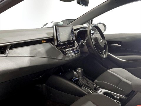 Toyota Corolla 1.8 VVT-h Design Hatchback 5dr Petrol Hybrid CVT Euro 6 (s/s) (122 ps) Air 15