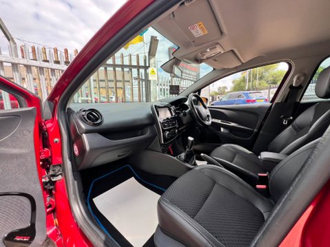 Renault Clio DYNAMIQUE S NAV DCI 51