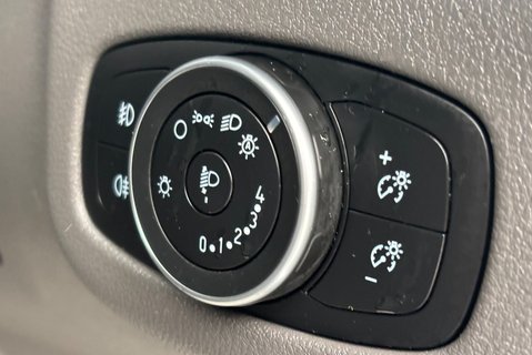 Ford Transit Connect 200 L1 Limited 120 ps Automatic Panel Van - Sat Nav / Rear Camera 34