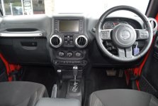 Jeep Wrangler Sahara Unlimited Edition Auto 5