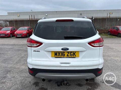 Ford Kuga 2.0 TDCi Titanium 2WD Euro 6 (s/s) 5dr 9