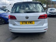 Volkswagen Golf SV SE TSI 7