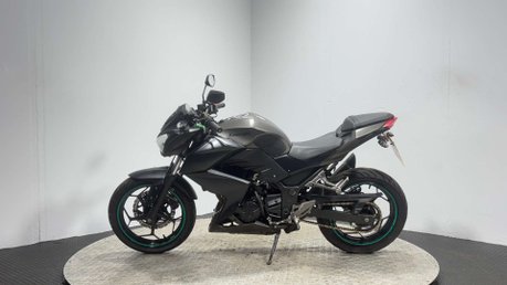 Kawasaki Z ABS 2016 18K GOOD RUNNING A2 READY NAKED BIKE LIGHT PROJECT BIKE 300CC 4