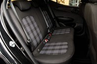Hyundai i10 PREMIUM 42