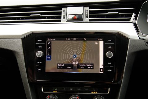 Volkswagen Passat SEL TSI EVO DSG 21