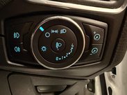 Ford Focus 1.0T EcoBoost Zetec Euro 5 (s/s) 5dr 15