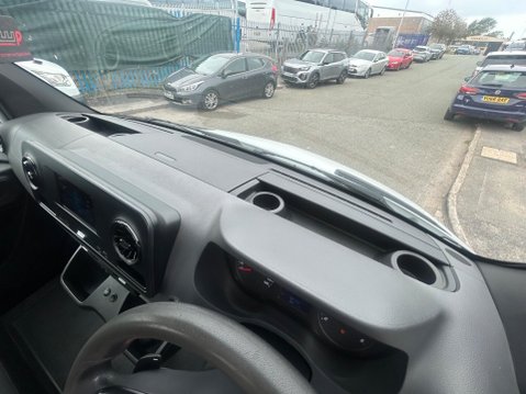 Mercedes-Benz Sprinter 2.1 314 CDI RWD L3 Euro 6 (s/s) 2dr 26