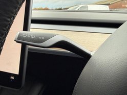 Tesla Model 3 Saloon 4dr Electric Auto RWD (241 bhp) 37