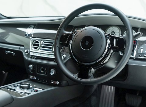 Rolls-Royce Wraith Black Badge 9