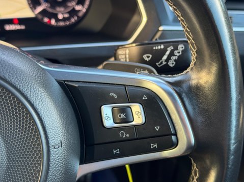 Volkswagen Tiguan 2.0 TDI R-Line DSG 4Motion Euro 6 (s/s) 5dr 50