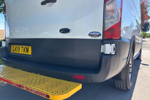 Ford Transit 350 Fwd L3 H3 130ps Panel Van - Air Con / Rear Camera 24