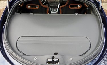 Alfa Romeo 8C Competizione 16