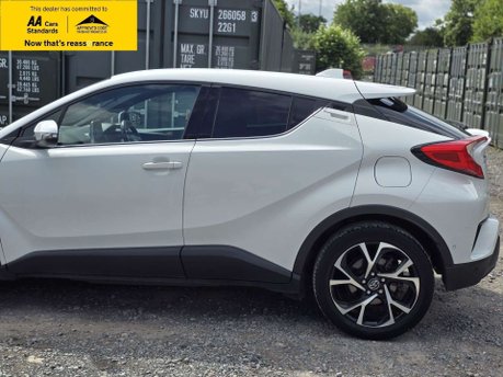 Toyota C-HR 1.8 VVT-h Design SUV 5dr Petrol Hybrid CVT Euro 6 (s/s) (122 ps) 3