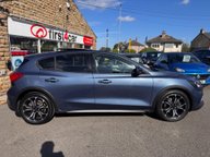 Ford Focus X 8