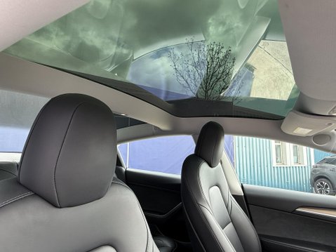 Tesla Model 3 (Dual Motor) Long Range Saloon 4dr Electric Auto 4WDE (346 ps) 38
