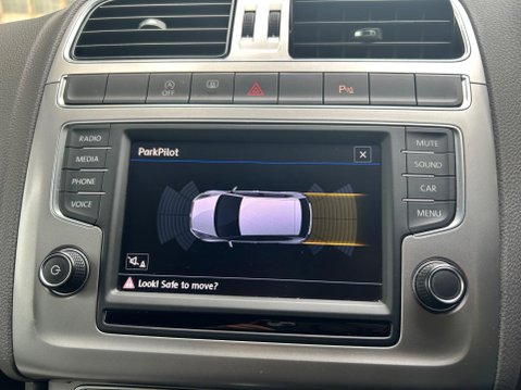Volkswagen Polo BEATS TSI DSG 29