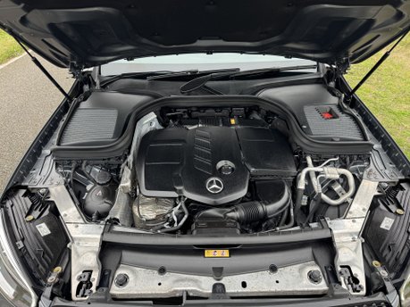 Mercedes-Benz GLC GLC 220D 4Matic AMG Line Auto Diesel SAT NAV/PARKTRONIC/SIDE STEPS 38