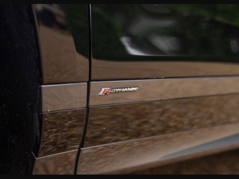 Land Rover Range Rover Evoque 2.0 Range Rover Evoque R-Dynamic SE MHEV Auto 4WD 5dr 16