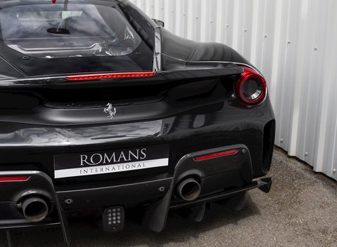 Ferrari 488 Pista 22