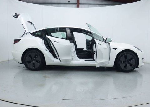 Tesla Model 3 Saloon 4dr Electric Auto RWD (241 bhp) 54