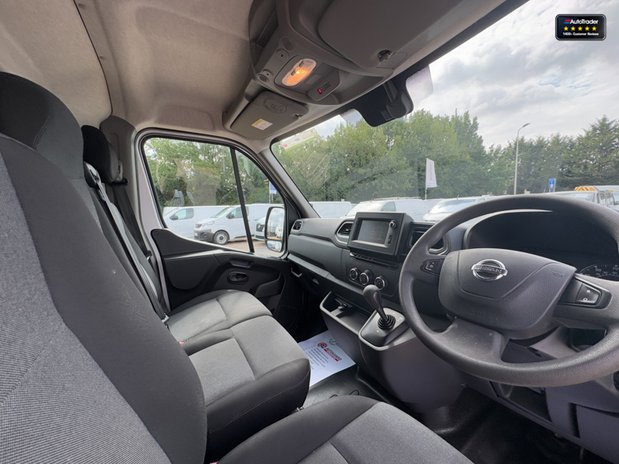 Nissan Interstar AUTO LWB [SOLD MT] L3H2 Dci Tekna Air Con Camera Nav Sensors EURO 6 NO VAT 15