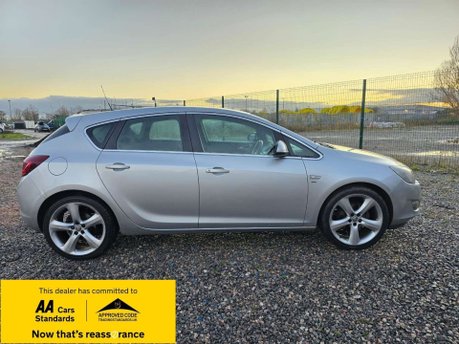 Vauxhall Astra 1.6 16v SRi Auto Euro 5 5dr 14