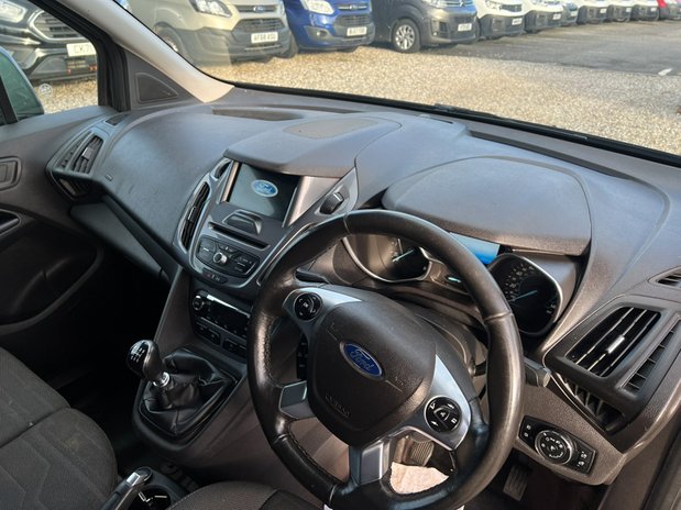 Ford Transit Connect SWB L1H1 (SOLD) 200 Air Con Alloys Camera Nav Sensors EURO 6 NO VAT 26