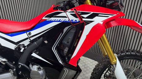 Honda CRF250 Rally 2017 ONLY 5K ENDURO ON / OFF ROAD BIKE MOT WARRANTY 250CC 20