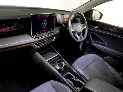 Volkswagen Tiguan 1.5 eTSI MHEV Elegance SUV 5dr Petrol Hybrid DSG Euro 6 (s/s) (150 ps) Heat 14