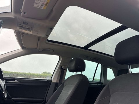 Volkswagen Tiguan 2.0 Tiguan SEL TDI BlueMotion Technology 5dr 6