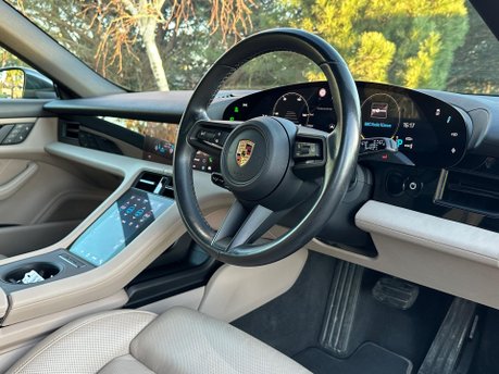Porsche Taycan Performance Plus 93.4kWh 4 Cross Turismo Auto 4WD 5dr (11kW Charger) 