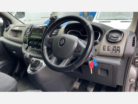 Renault Trafic 1.6 dCi ENERGY 27 Sport Nav Panel Van 5dr Diesel Manual SWB Standard Roof E 24