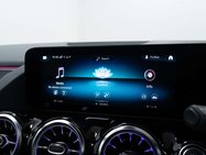 Mercedes-Benz GLA 2.0 GLA220d AMG Line (Premium Plus) SUV 5dr Diesel 8G-DCT 4MATIC Euro 6 (s/ 26
