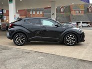 Toyota C-HR DESIGN 2