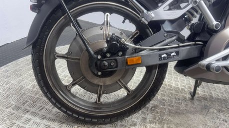 Vmoto Soco SUPER 2022 3K ELECTRIC 50CC RIDES WELL EBIKE AUTO BIKE 9