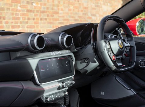 Ferrari Portofino 17