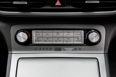 Hyundai KONA ULTIMATE 43