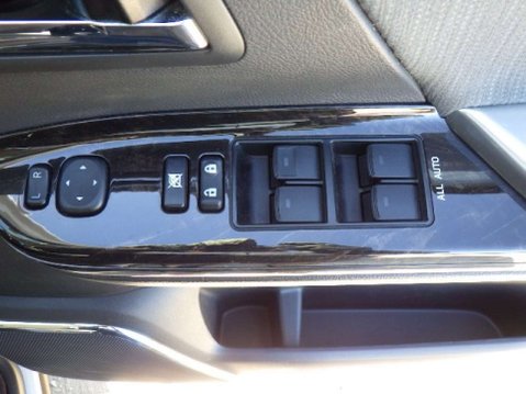 Toyota Alphard 2.4 HYBRID 24