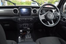 Jeep Wrangler Sahara Multijet II 8