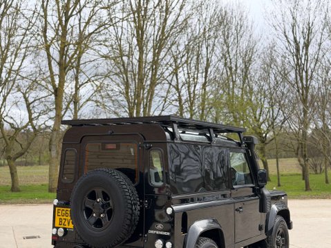 Land Rover Defender 2.2 Defender 90 XS Hard Top TD 4WD 41