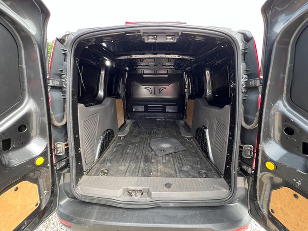 Ford Transit Connect AUTO LWB (SOLD) L2H1 Low Roof Limited Air Con Alloys Sensors Cam EURO 6 NO 10