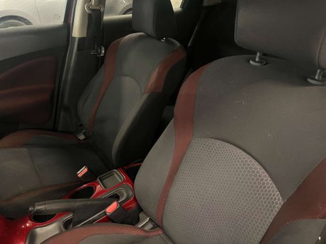 Nissan Juke 1.6 Acenta Premium Euro 5 (s/s) 5dr 32