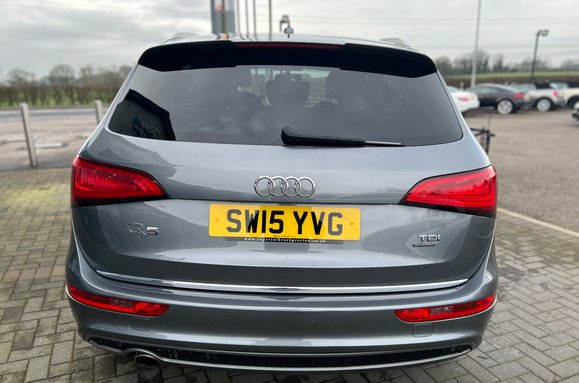 Audi Q5 2.0 TDI QUATTRO S LINE PLUS 12