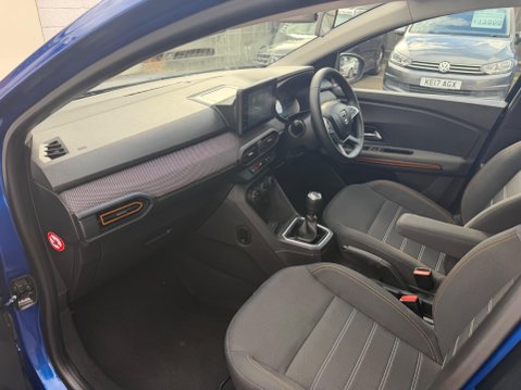 Dacia Sandero Stepway 1.0 TCe Comfort Euro 6 (s/s) 5dr 37